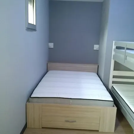 Des Postes Numero 2 Ideal Couple Avec 2 Enfants * Dompierre-sur-Besbre